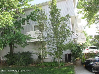 71 Country Dr E unit 52, Staten Island, NY 10314 - photo 6