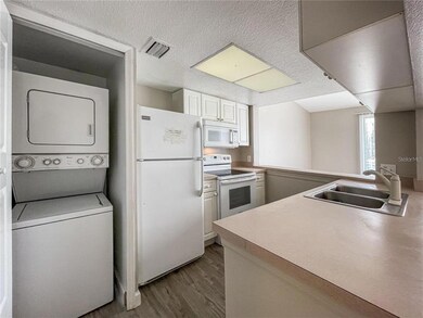 319 Orchid Dr, Davenport, FL 33897 - photo 4