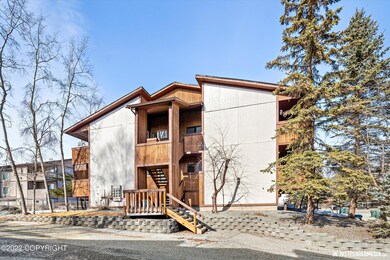 Sunny, southwest facing top floor unit!