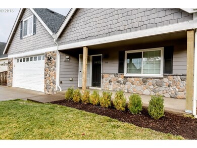 206 Auburn Ln, Creswell, OR 97426 - photo 4