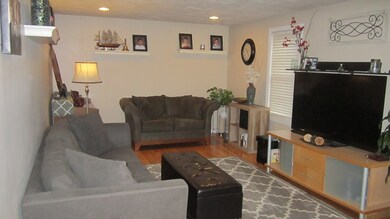 4 Canali Dr unit 4, Milford, MA 01757 - photo 3
