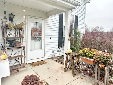 3316 Greenwich Ln unit 1, Island Lake, IL 60042 - photo 2