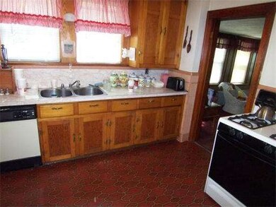 16 Cross St, Quincy, MA 02169 - photo 2