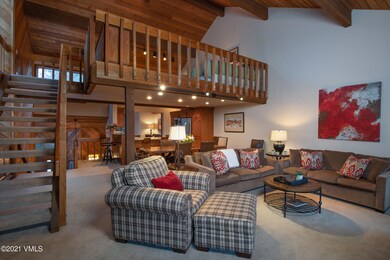 Living Area/Loft