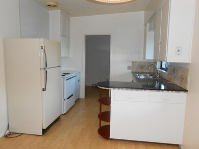 1018 kitchen
