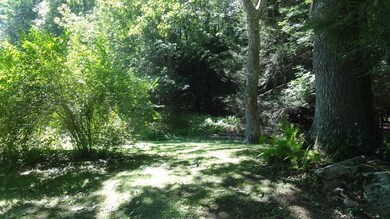 846 Hubbardston Rd, Barre, MA 01005 - photo 4