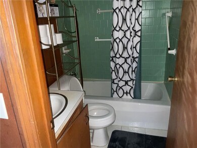 1078 Main St unit c, West Warwick, RI 02893 - photo 3