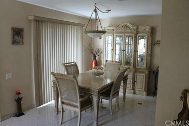 Spacious Dining area.