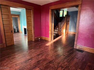 423 W Main St, Barnesville, OH 43713 - photo 6