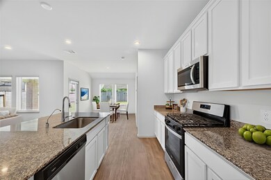 9721 Chelsea St, Texas City, TX 77591 - photo 4