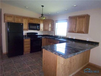 1050 Middleton Pike, Luckey, OH 43443 - photo 5