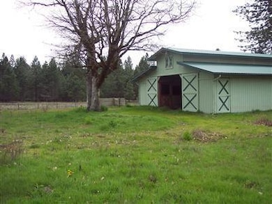 619 Hixson Rd, Grants Pass, OR 97527 - photo 7