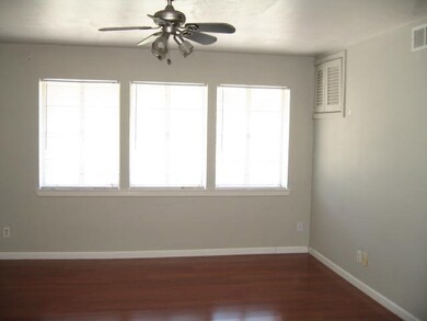 1910 Vermont St unit 4, Houston, TX 77019 - photo 4