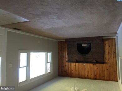 13 N Walnut Cir, West Berlin, NJ 08091 - photo 2