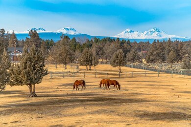 62640 Waugh Rd, Bend, OR 97701 - photo 4