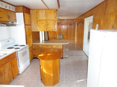 303 Rosemary Ln, Shelbyville, TN 37160 - photo 6