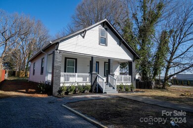 549 Monroe St, Statesville, NC 28677 - photo 2