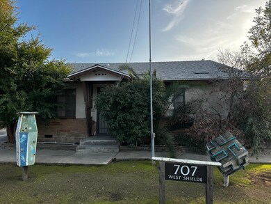 707 W Shields Ave, Fresno, CA 93705 - photo 5