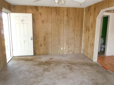 923 E Cherry St, Cushing, OK 74023 - photo 5