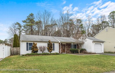 15 Brandywine Dr, Howell, NJ 07731 - photo 4