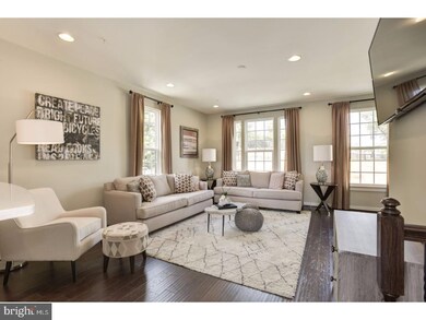 126 Mulberry Dr, Malvern, PA 19355 - photo 2