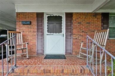 908 Emeline Ave, Fayetteville, NC 28303 - photo 4