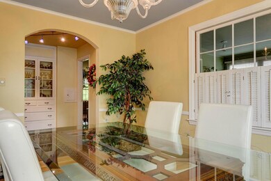 dining room 2