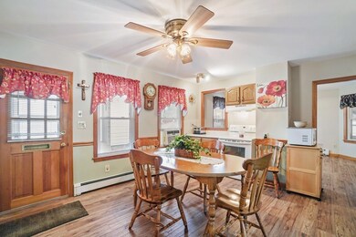 47 Beaver St, Lowell, MA 01850 - photo 3