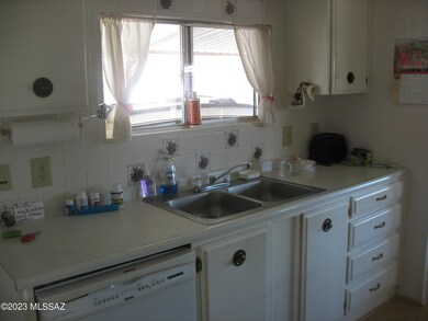 6073 Rocking Circle Kitchen 1