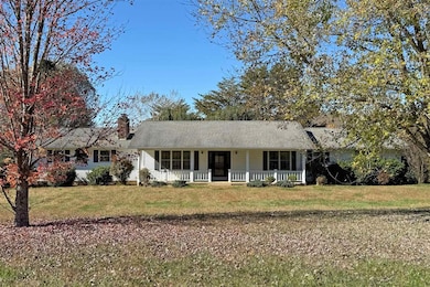 2593 Smith Grove Rd, Scottsville, KY 42164 - photo 2