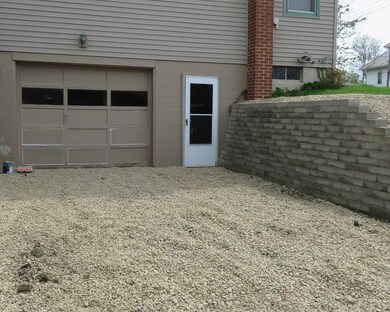 123 E Butler St, Loudonville, OH 44842 - photo 2