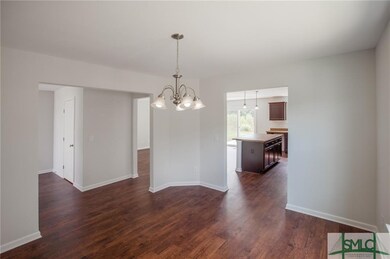 The open floorplan has great flow of traffic, with