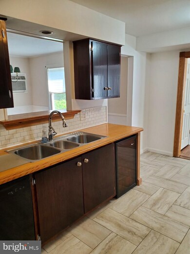 32 S Main St, Stockton, NJ 08559 - photo 4