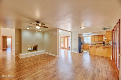 780_1154_HDR