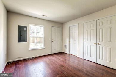 23099 Fontwell Square, Sterling, VA 20166 - photo 5