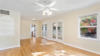 1301 15th St N, Saint Petersburg, FL 33705 - photo 4