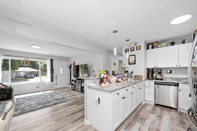 1008 W Main St, Loveland, OH 45140 - photo 7