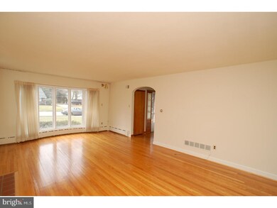 418 Foulkstone Rd, Wilmington, DE 19803 - photo 7