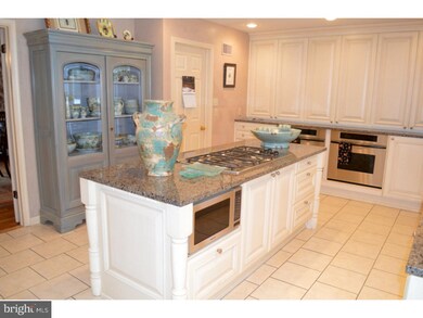 734 Cherry Cir, Wynnewood, PA 19096 - photo 7