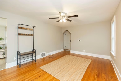 1325 S 31st St, South Bend, IN 46615 - photo 7