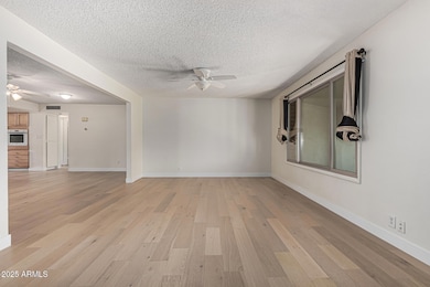 4134 W Linger Ln, Phoenix, AZ 85051 - photo 4