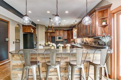 Stunning Kitchen with Maple Cabinets