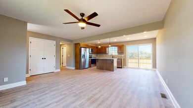 216 Coney Island Rd, Shelbyville, TN 37160 - photo 7