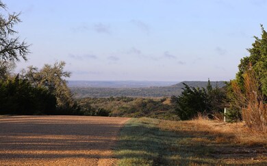 0 Signal Point unit 51 81765, Fredericksburg, TX 78624 - photo 5