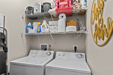 The 903 Residences At Providence Place unit 306, Providence, RI 02903 - photo 7