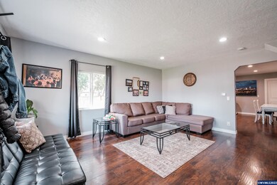 882 Chemawa Rd N, Keizer, OR 97303 - photo 5