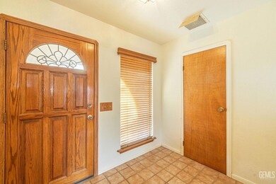 45050 43rd St E, Lancaster, CA 93535 - photo 6