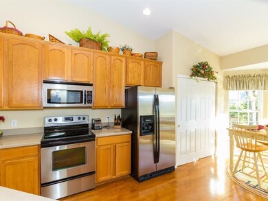 12631 Broadmoor Ct S, Fishers, IN 46037 - photo 6