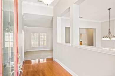 FOYER (2)