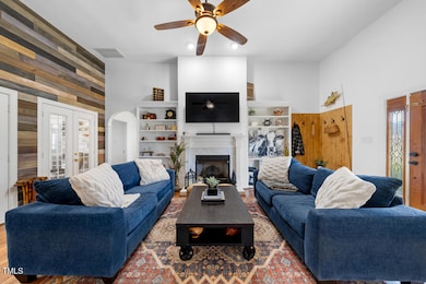 Living Room 4